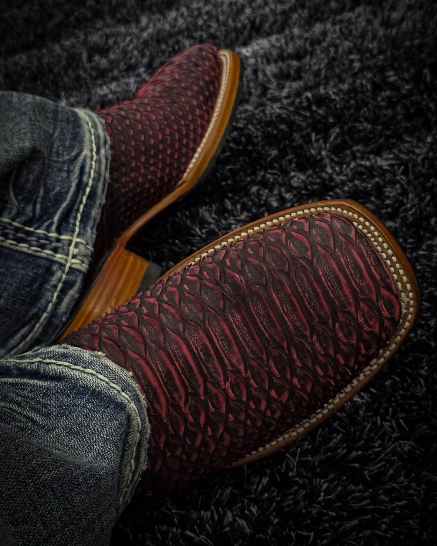 Dark Red Vintage Scale Pattern Slip-On Boots