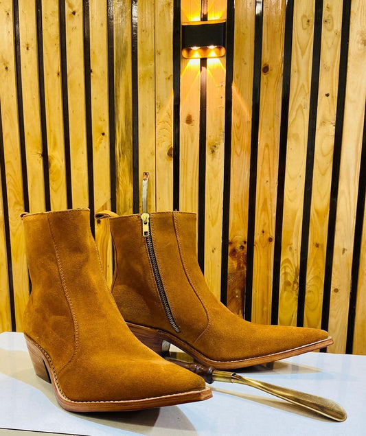 Pointed Toe Suede Chelsea Boots