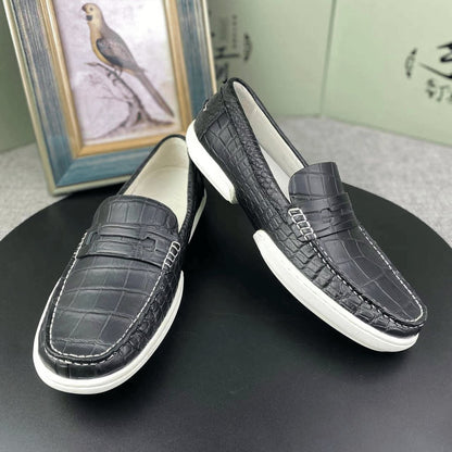 Trendy crocodile pattern men's loafers